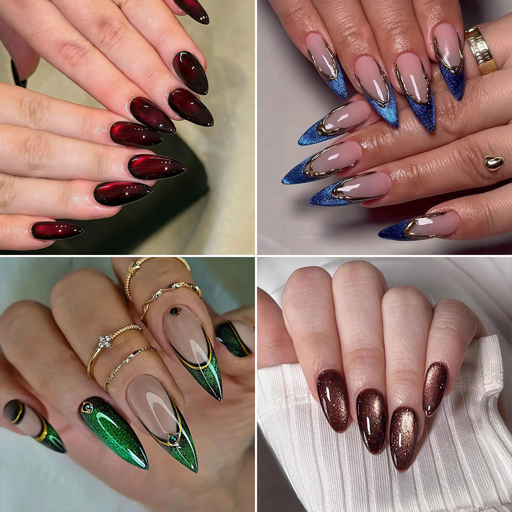 Artificial nails with polka dots Stornfield