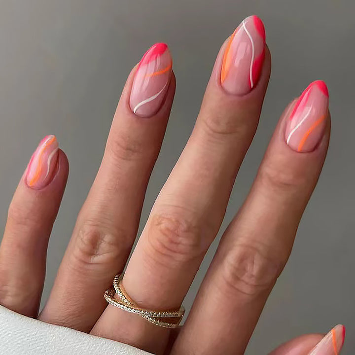 Artful nail tips with curved lines Stornfield