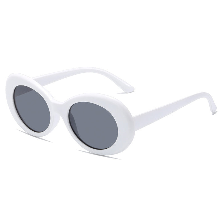 Ladies retro-inspired sunglasses with an elegant, oval frame Stornfield