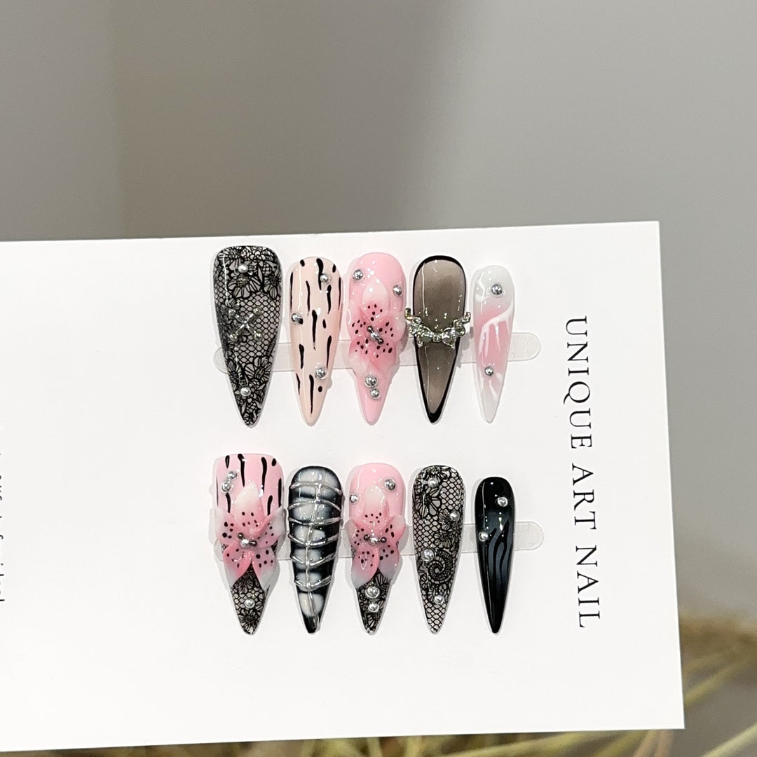 Press-On Nail Art