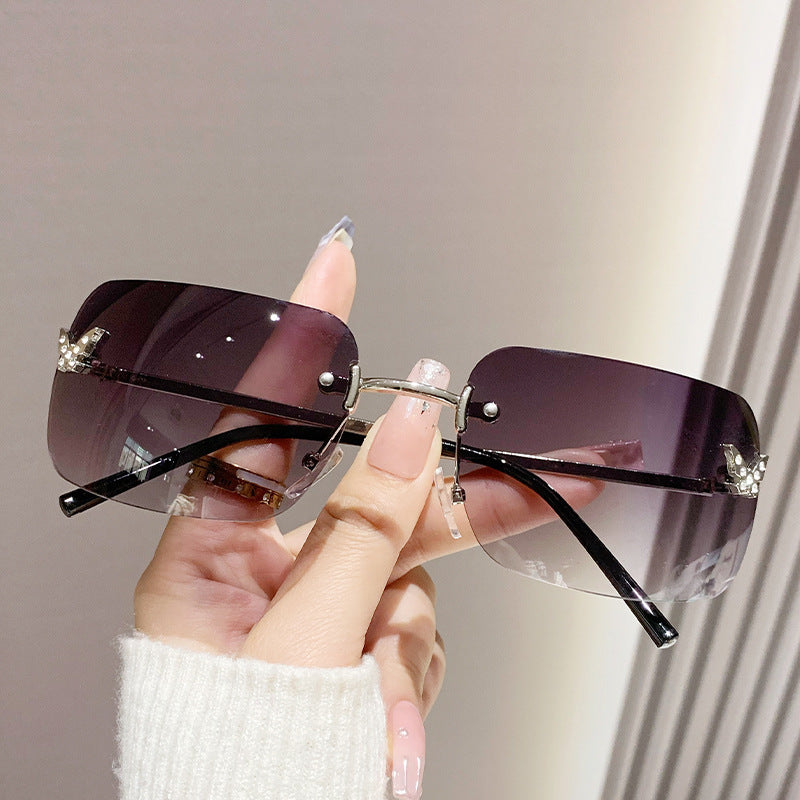 Women elegant oversized sunglasses with woven golden frame Stornfield