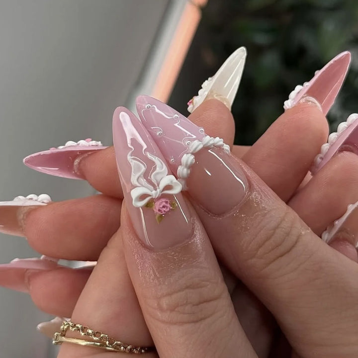 Decorative Floral Press-On Nail Art Set