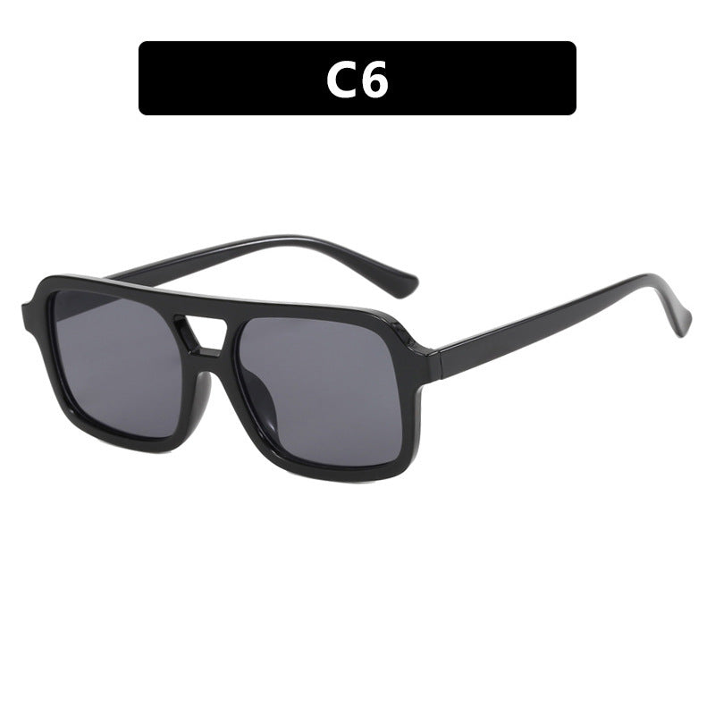 Women’s fashionable sunglasses in elegant rectangular format Stornfield