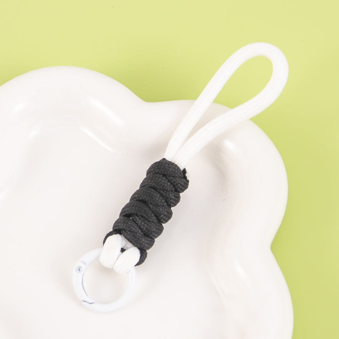 Versatile Paracord Keychain Loop Stornfield