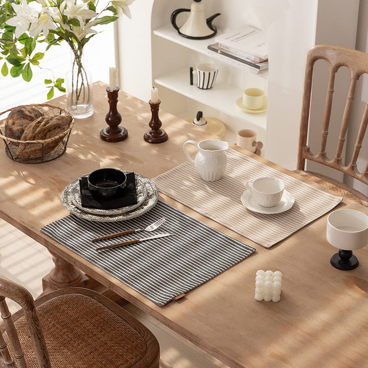 Rectangular table set made of woven herringbone cotton blend with anti-slip coating Stornfield