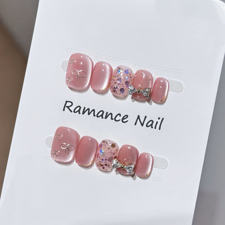 Glamorous Rhinestone Press-On Nail Set Stornfield