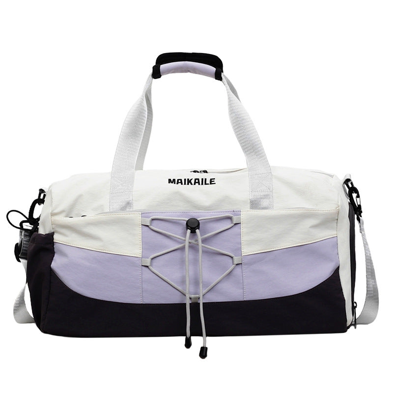 Versatile Multi-Pocket Weekender Duffel