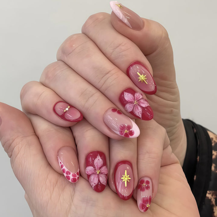 Floral-Embellished Press-On Nail Set 1790746068
