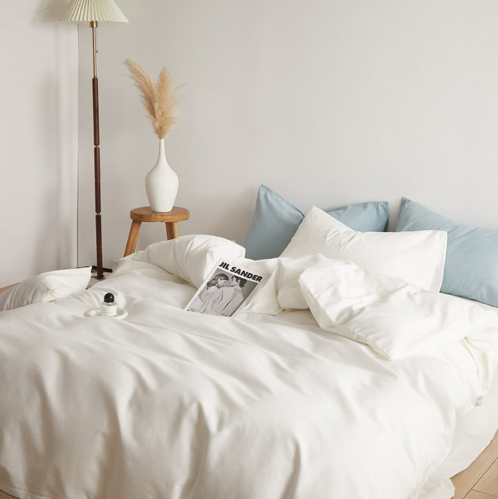 Luxurious cotton satin bedding set