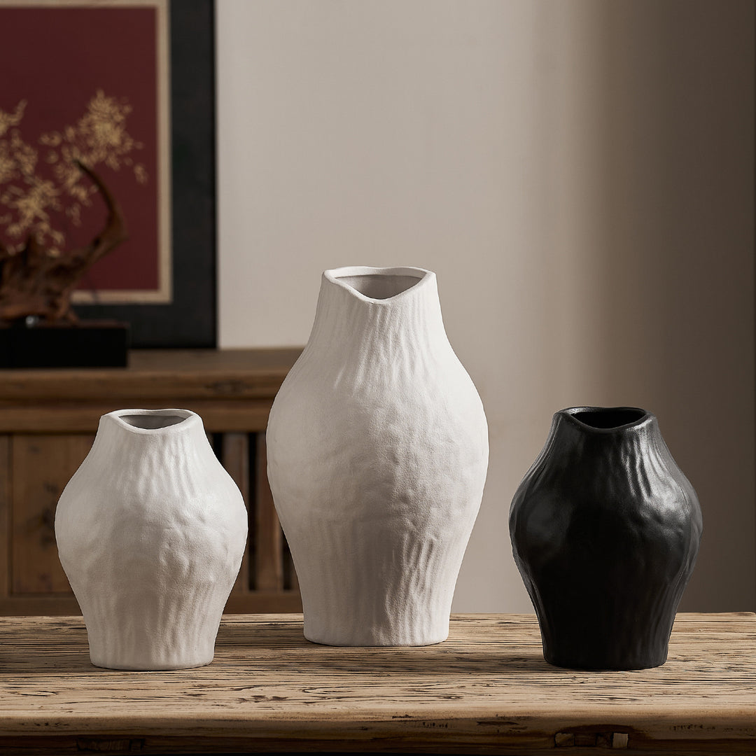 Elegant and modern ceramic vase Stornfield
