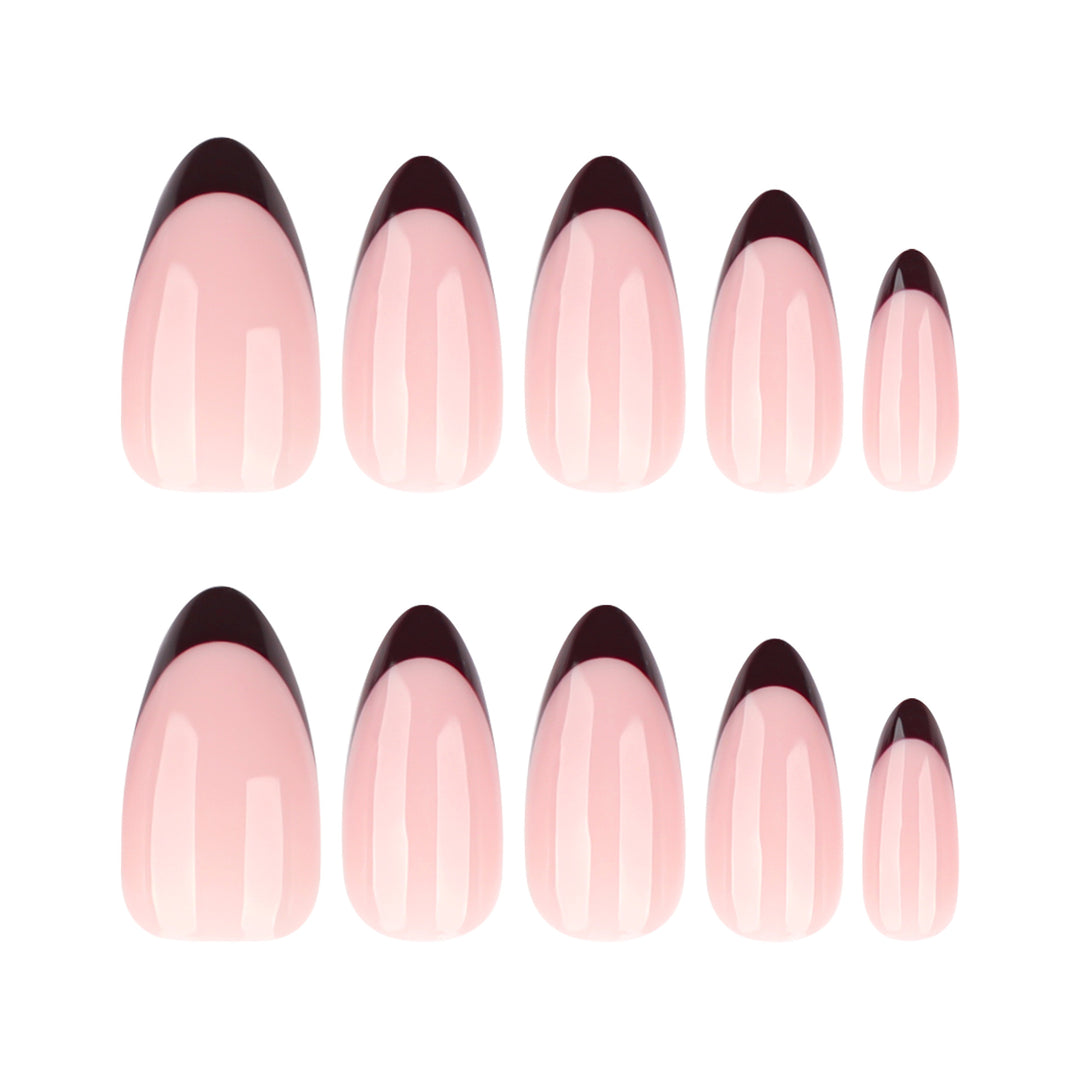 Elegant Stiletto Fake Nails with Gradient and Shine Stornfield