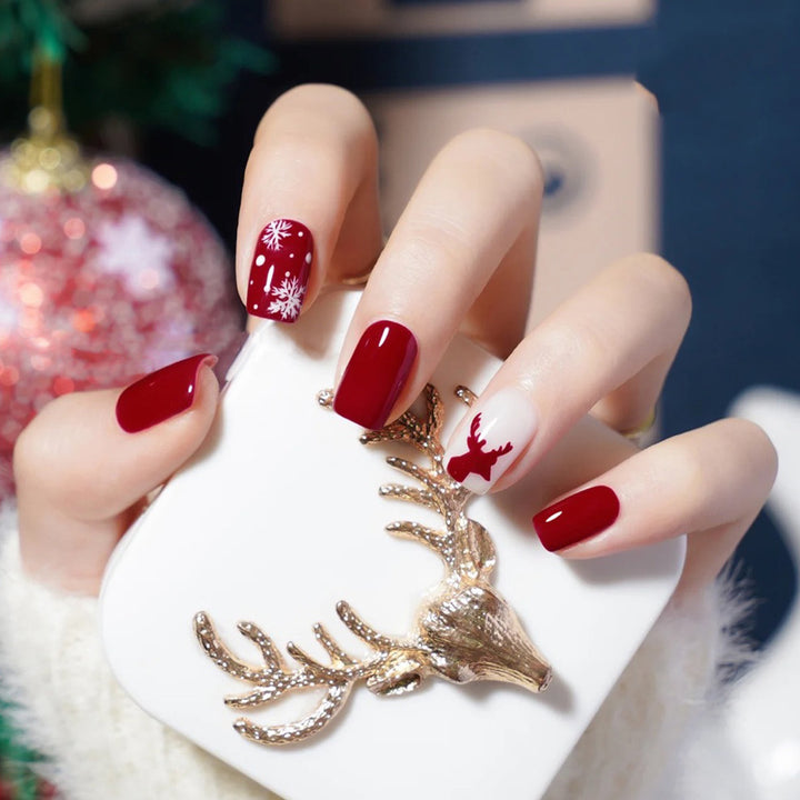 Artificial nail set with elegant pointed accents Stornfield