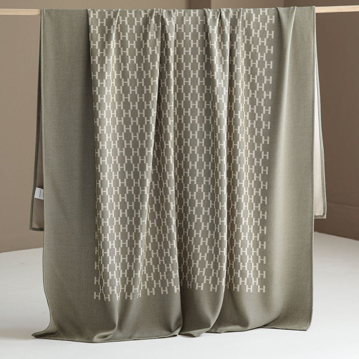 Decorative Patterned Throw Blanket