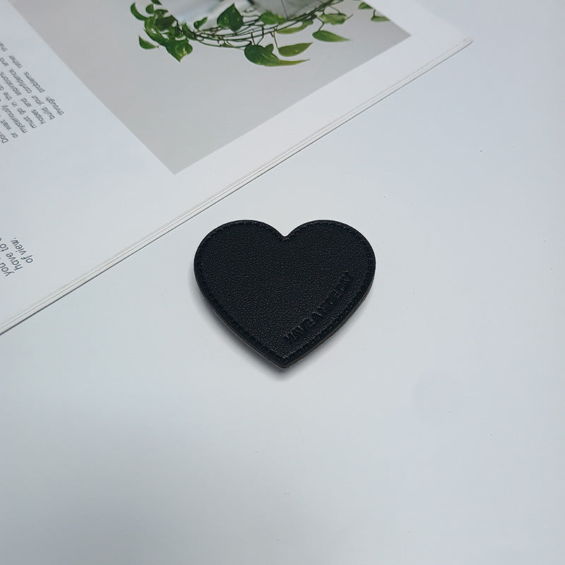 Heart-Shaped Phone Grip Stornfield