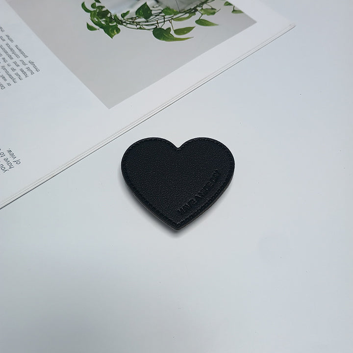 Heart-Shaped Phone Grip Stornfield