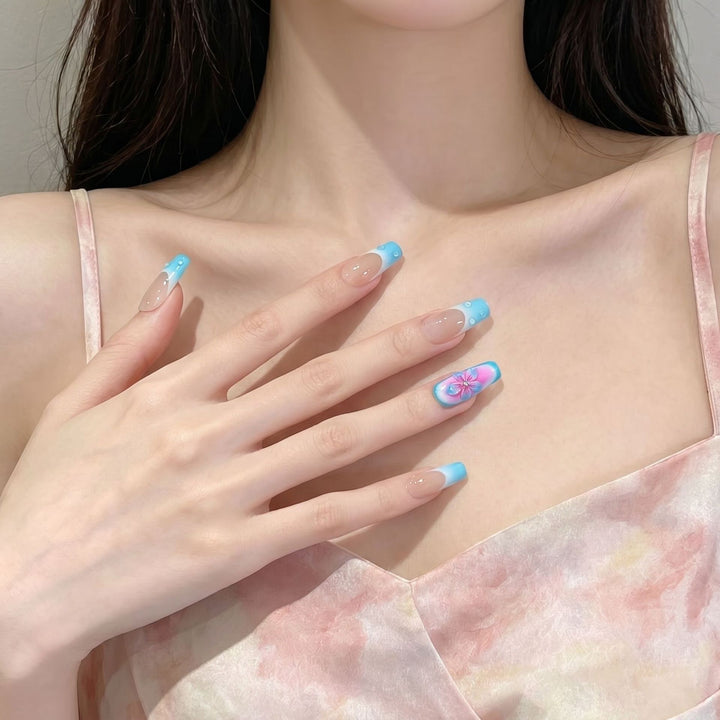 Floral-Accent Press-On Nail Set Stornfield