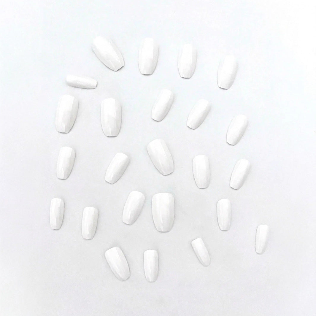 Artificial nails with elegant high-gloss finish Stornfield