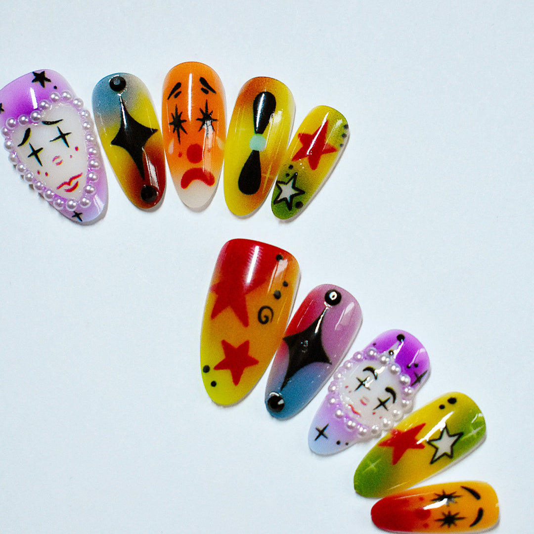 Artistic Kiss-Themed Press-On Nail Art Stornfield