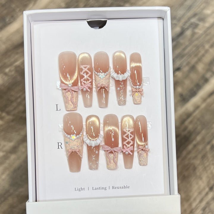 Artistic Press-On Nail Art Set with Unique Decorative Elements Stornfield
