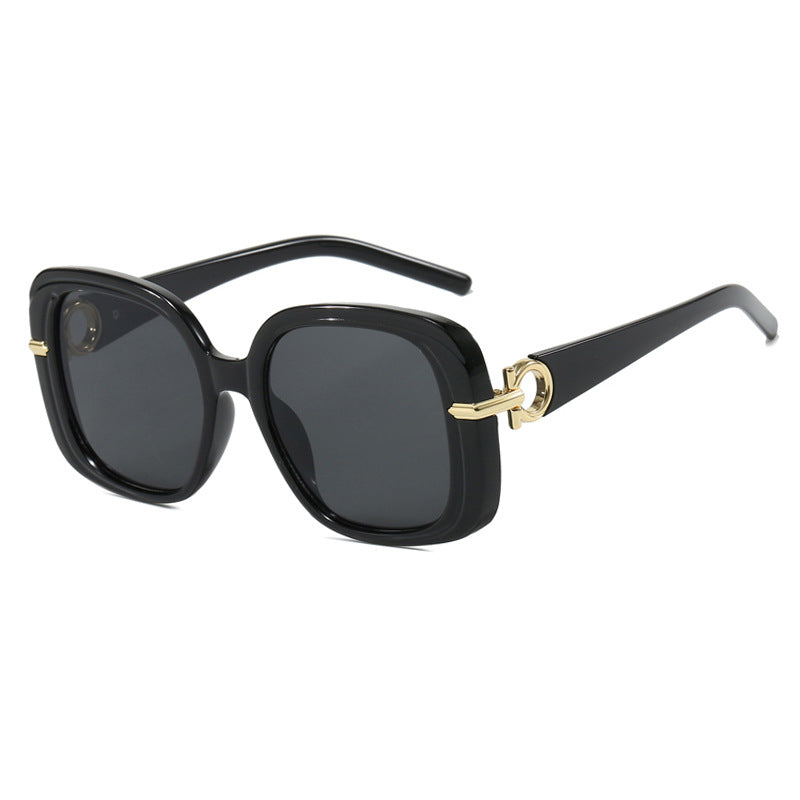 Women's square sunglasses with luxurious metal accent Stornfield