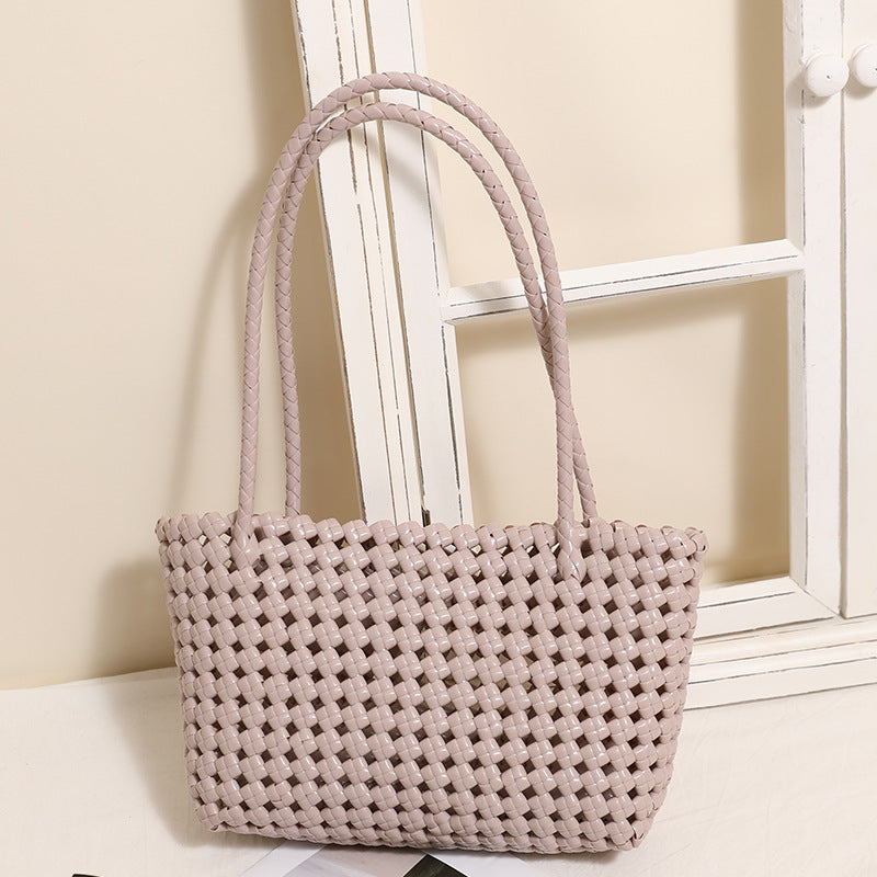 Braided Beach Bag with Practical Folding Mechanism Stornfield