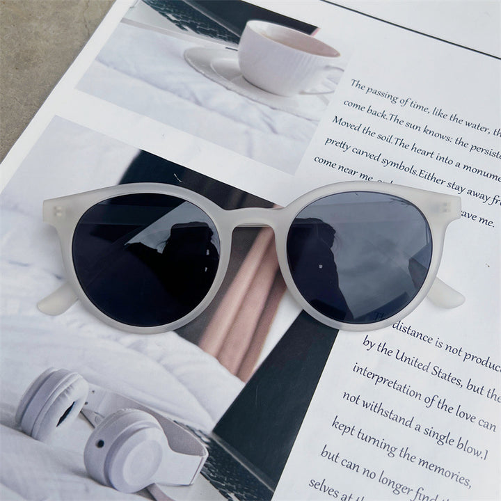 Chic Retro Round Frame Sunglasses Stornfield