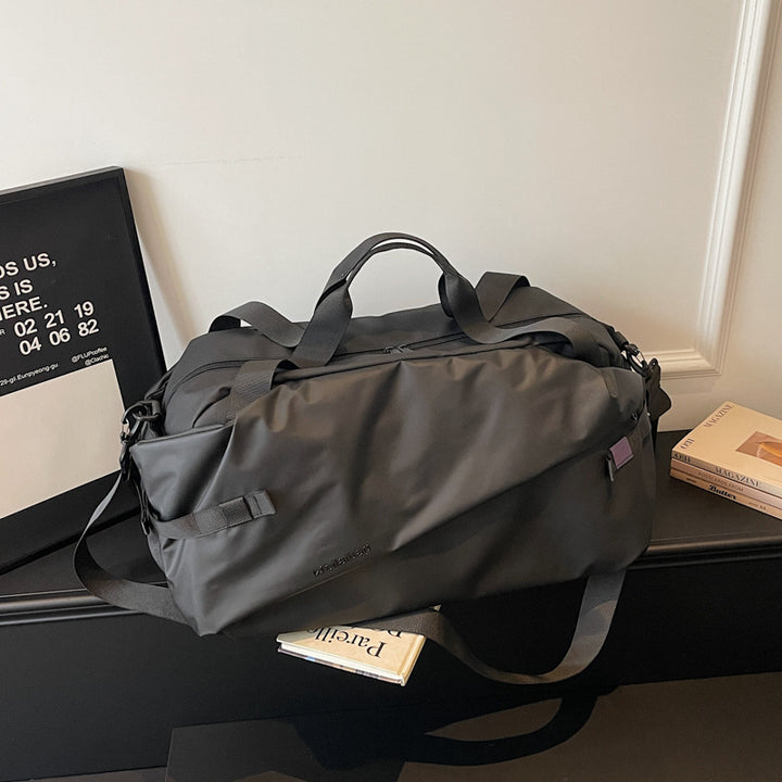 Versatile Waterproof Weekend Duffel Bag Stornfield