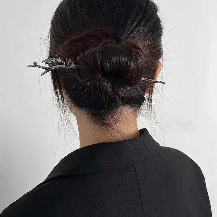 Artistic Floral Hair Clip Stornfield