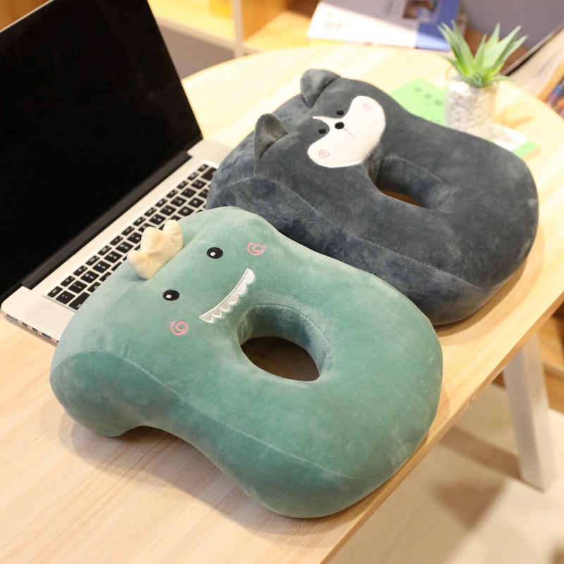 ergonomic pillow in carrot shape Stornfield