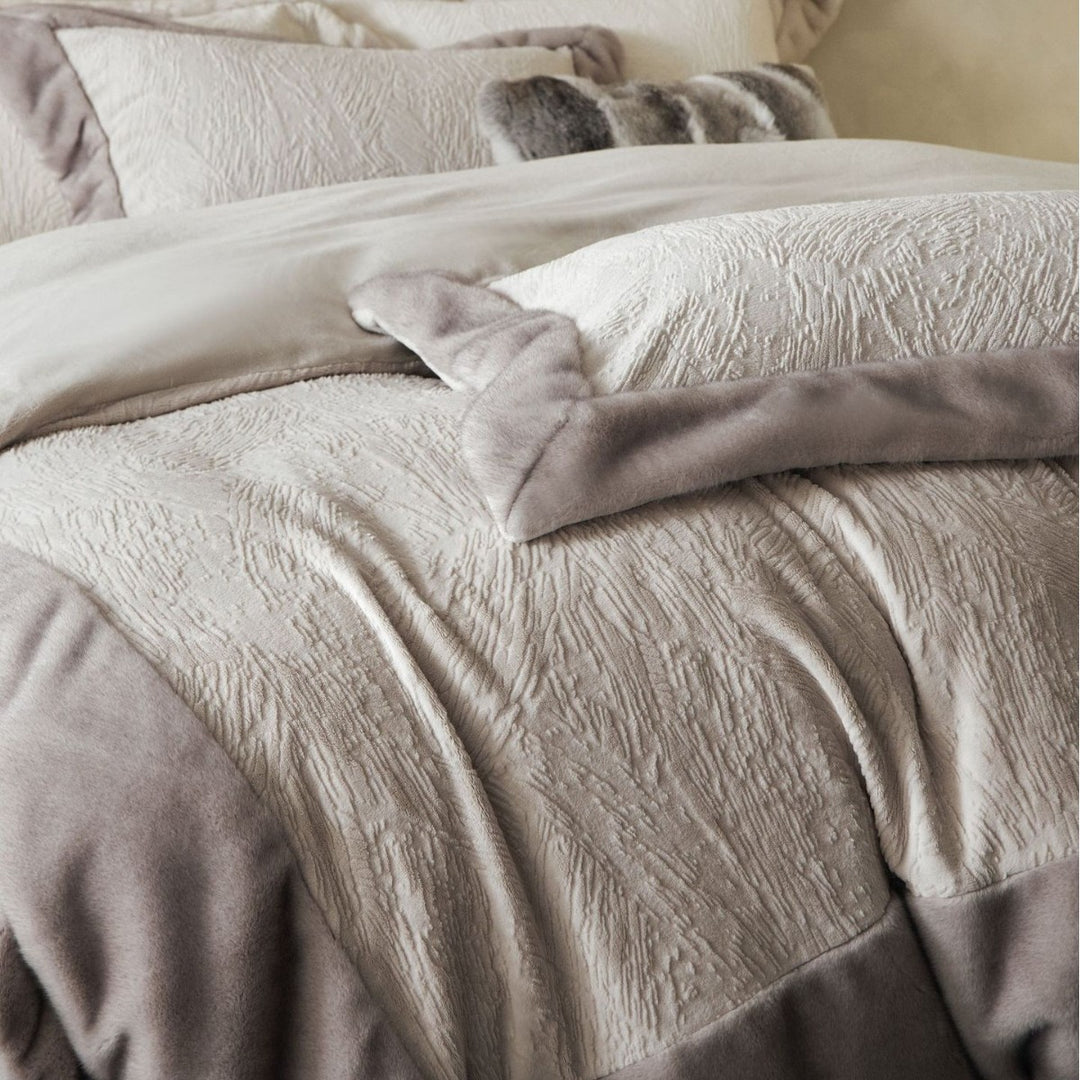 Plush Faux-Fur Reversible Down-Alternative Comforter Set with Velvet-Texture Shams