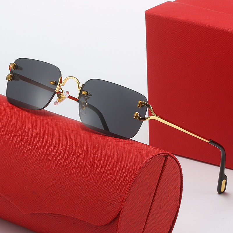Ladies designer sunglasses with elegant metal frame and polarized lenses Stornfield