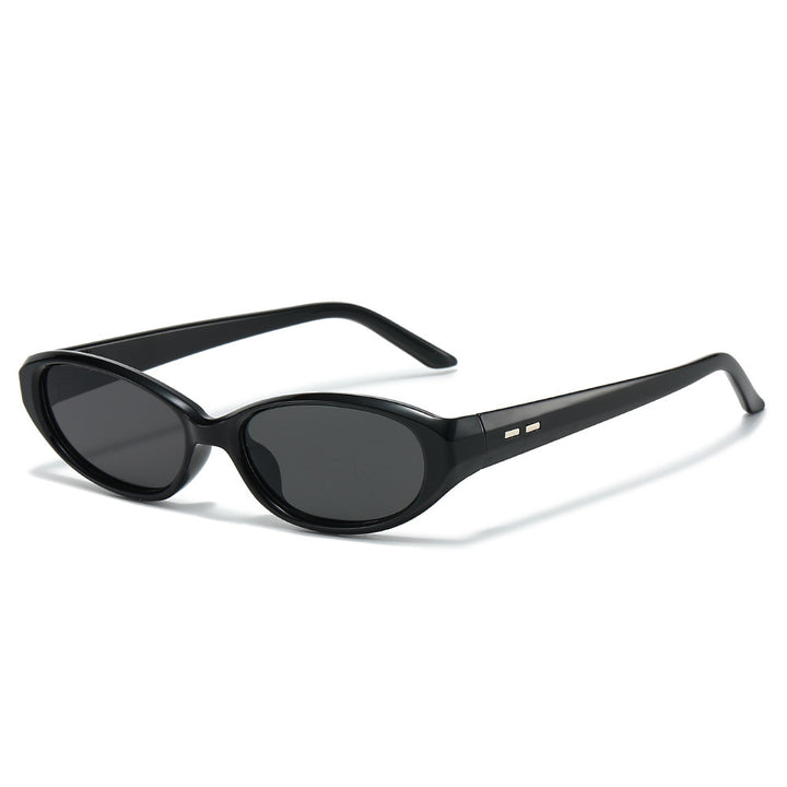 Sleek Retro-Inspired Oval Sunglasses Stornfield