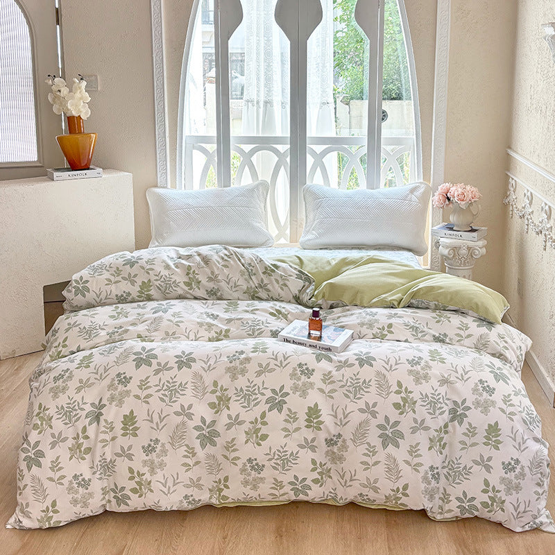 Plaid Patterned Quilted Comforter Set