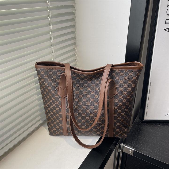 Elegant Geometric Patterned Tote Bag