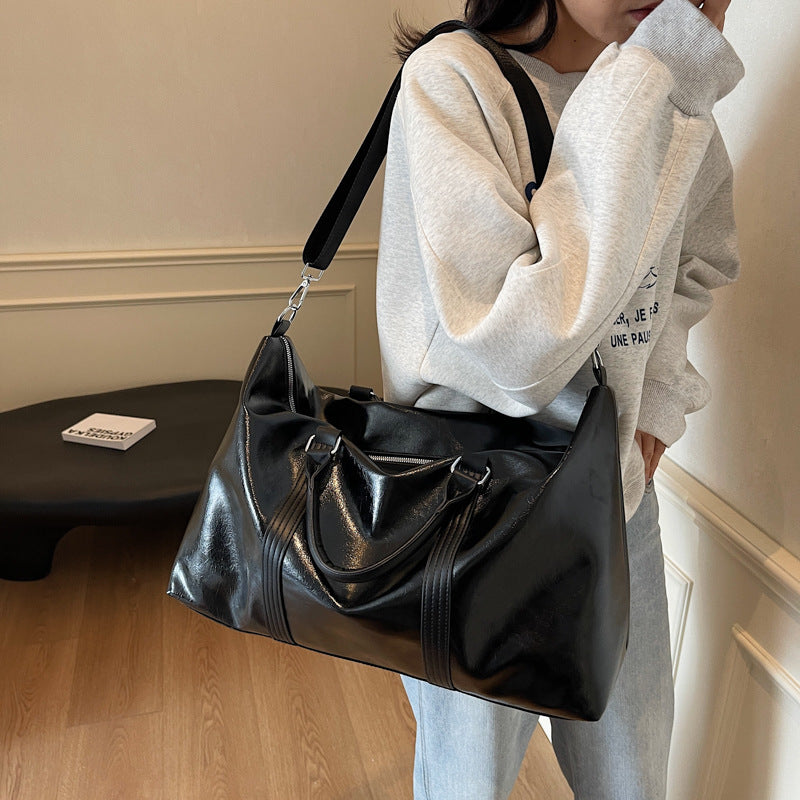 Elegant Travel Bag Made of High-Quality Artificial Leather Stornfield