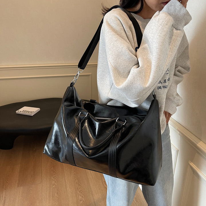 Elegant Travel Bag Made of High-Quality Artificial Leather Stornfield