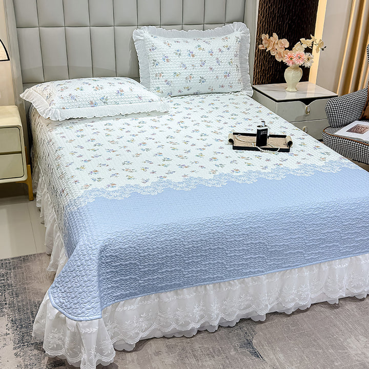 Floral Pattern Quilted Bedding Set
