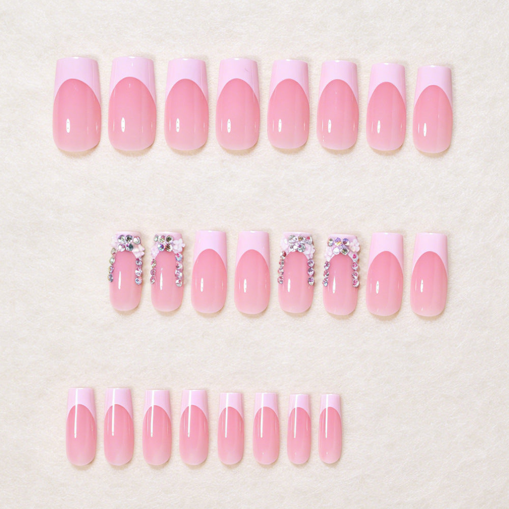 Elegant Floral Accent Press-On Nail Art Set Stornfield
