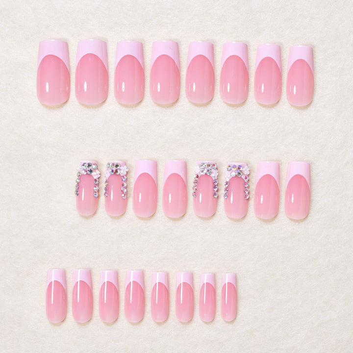 Elegant Floral Accent Press-On Nail Art Set Stornfield