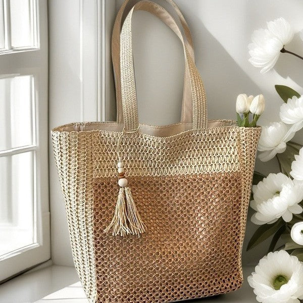 Handcrafted straw bag with tassels Stornfield