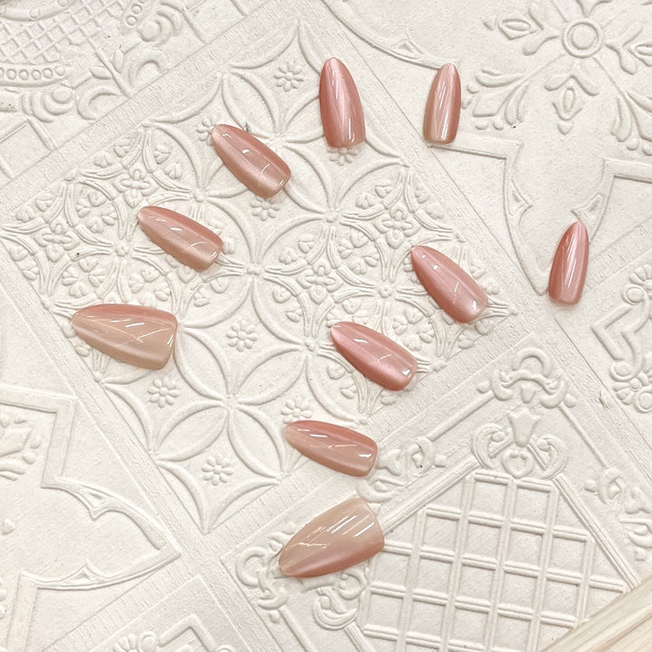 Glossy Almond-Shaped Press-On Nail Set Stornfield 1787225130