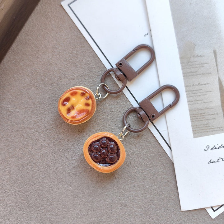 Keychain with cute cake design Stornfield