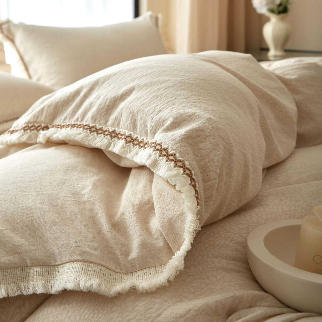 Scalloped-Edge Cotton Linen Blend Quilted Duvet Cover Set with Pillow Shams