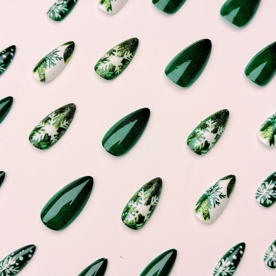 Winter Artificial Nails Stornfield