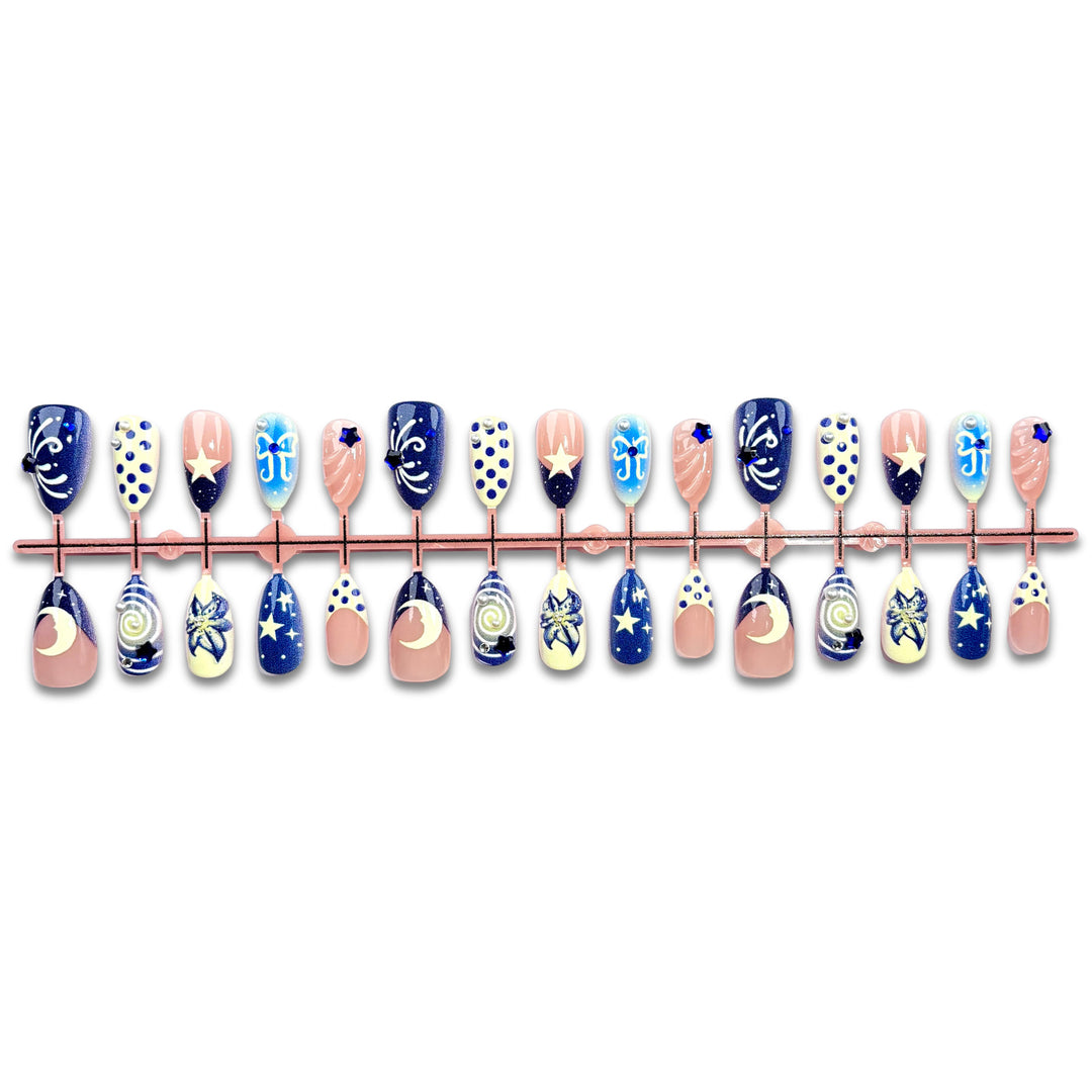 Artistic Nail Design Kit