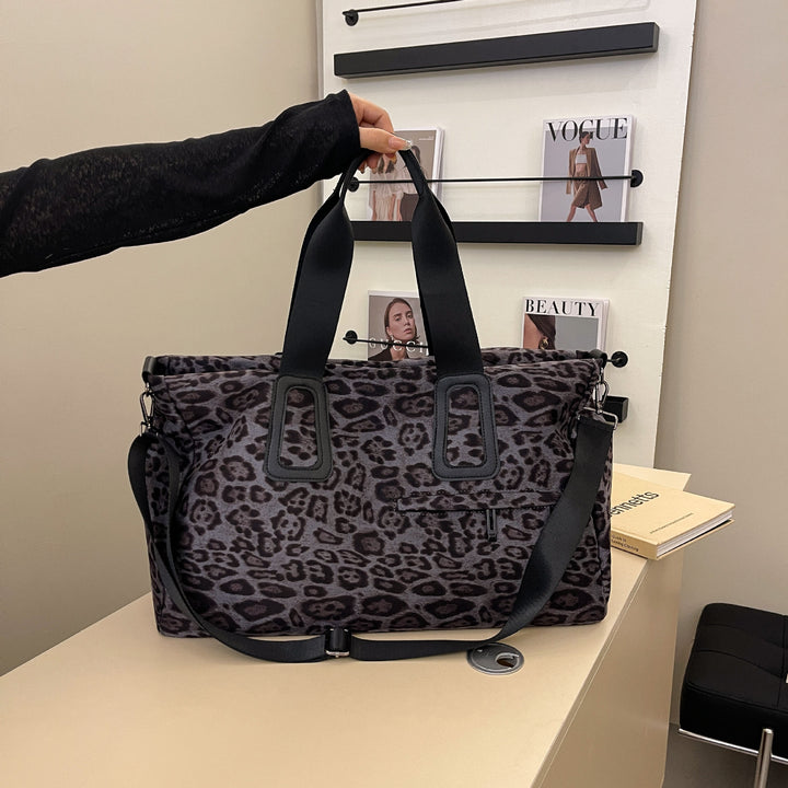 Tote bag with fruity design and multifunctional compartments Stornfield