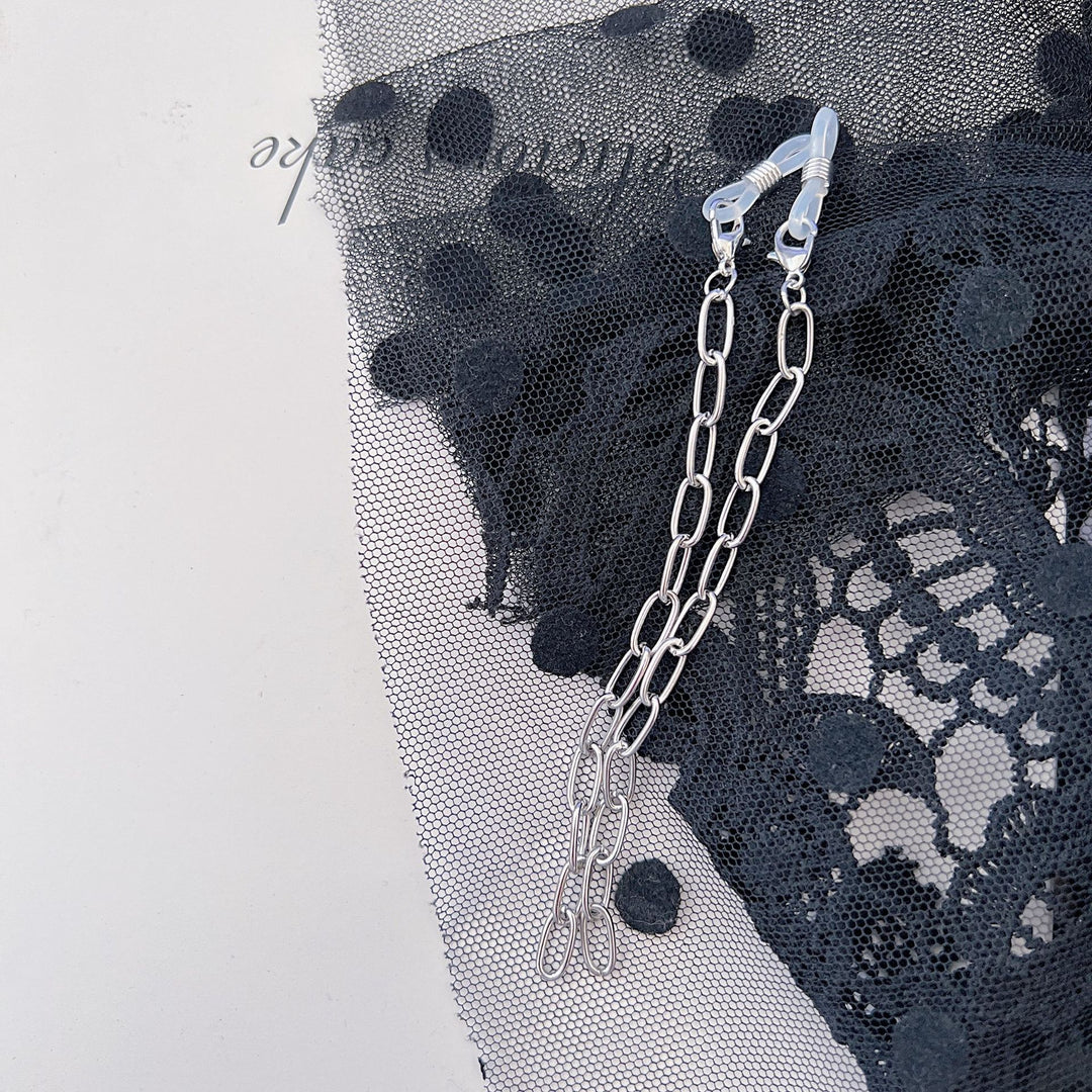 Stylish Long-Link Eyewear Chain Stornfield