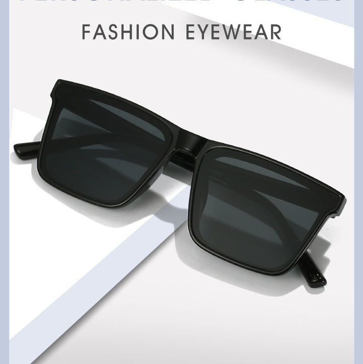 Ladies Oversized Sunglasses with Elegant Design Stornfield