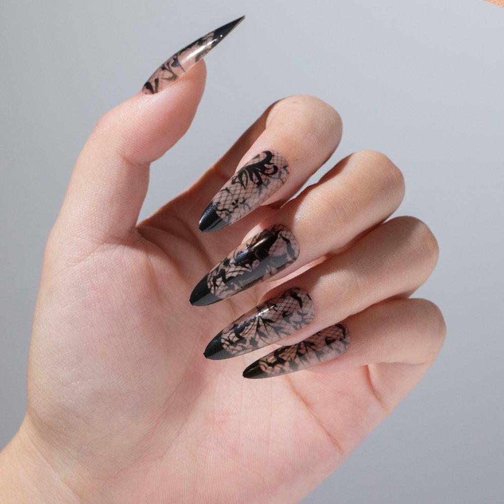 Decorative Press-On Nail Tips Stornfield