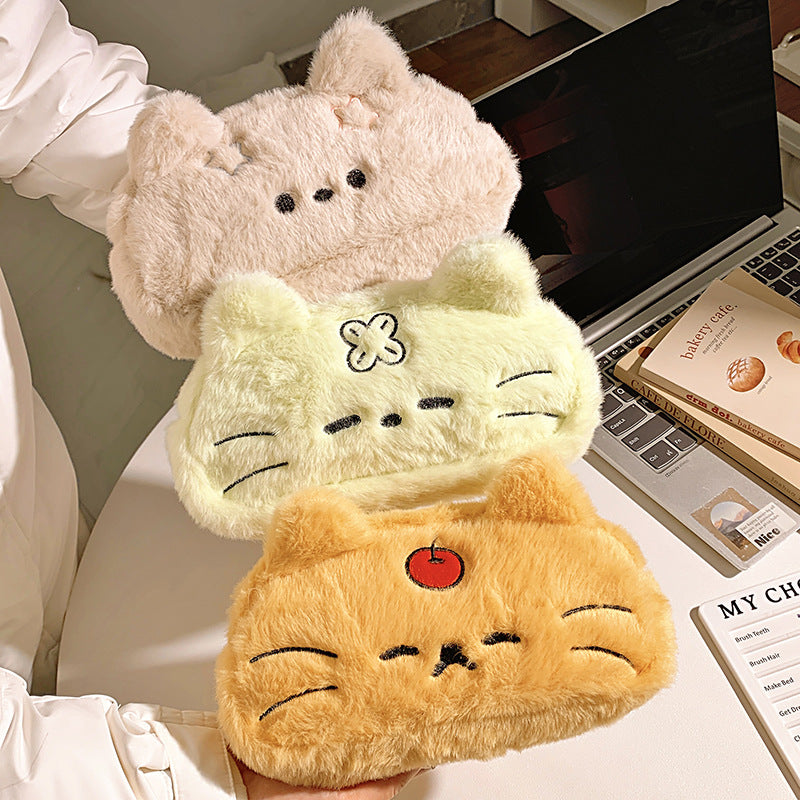 Fluffy cosmetic bag Stornfield